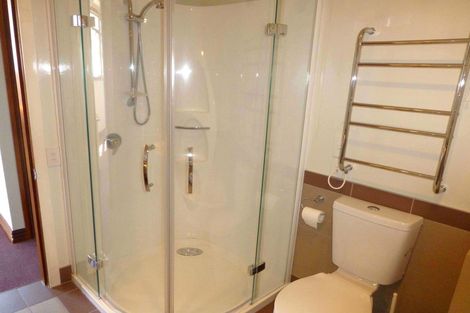 Photo of property in Pirie Street Townhouses, 28/35u Pirie Street, Mount Victoria, Wellington, 6011