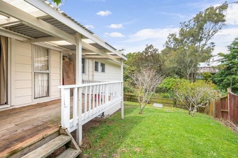 Photo of property in 24 Scarlock Avenue, Browns Bay, Auckland, 0630