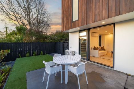 Photo of property in 2/66 Cleveland Street, Edgeware, Christchurch, 8013