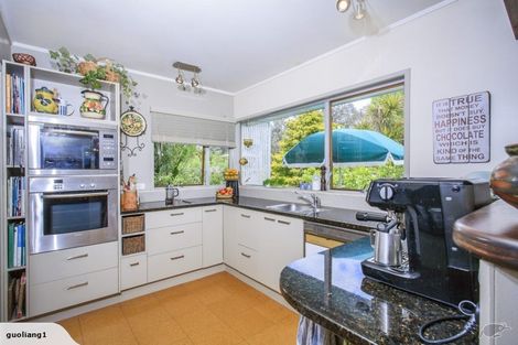 Photo of property in 68 Meadowvale Avenue, Forrest Hill, Auckland, 0620