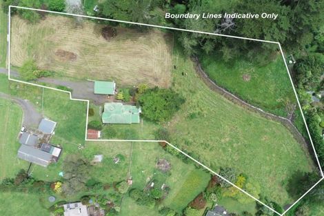 Photo of property in 12 Hull Road, Waiuku, 2123