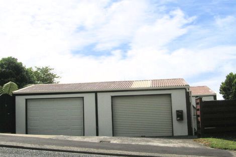 Photo of property in 10f1 Downing Street, Crofton Downs, Wellington, 6035