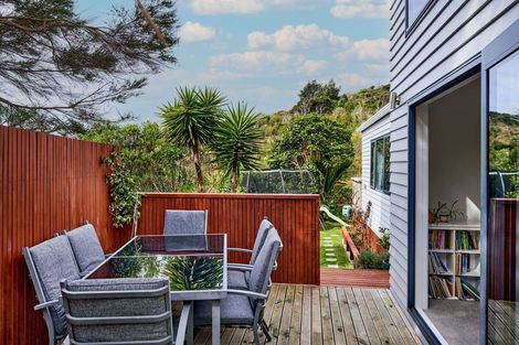 Photo of property in 51a Omapere Street, Whitby, Porirua, 5024