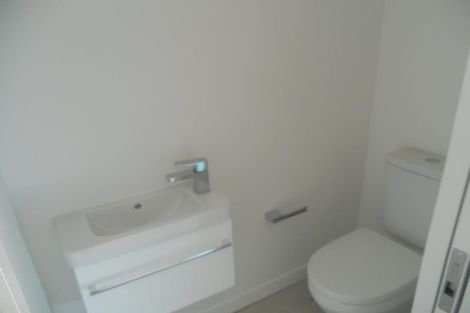 Photo of property in 7u2 Handyside Street, Tawa, Wellington, 5028