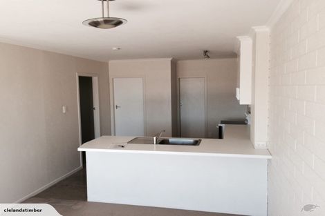 Photo of property in 23a/3 Hamblyn Street, Strandon, New Plymouth, 4312