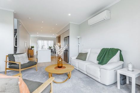 Photo of property in 7/35 Marine Parade, Hobsonville, Auckland, 0616