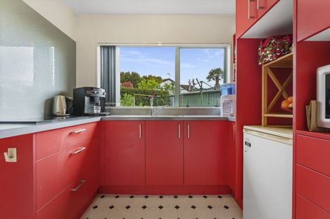 Photo of property in 63 James Cook Drive, Welcome Bay, Tauranga, 3112