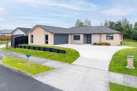 Photo of property in 18 Patatee Terrace, Baverstock, Hamilton, 3200