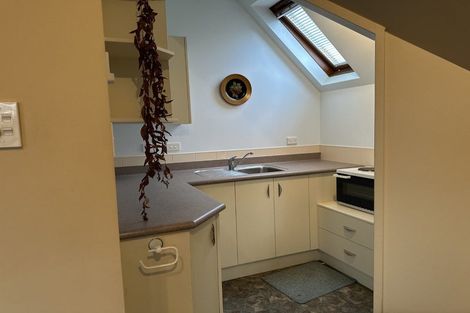 Photo of property in 37 East Street, Terrace End, Palmerston North, 4410