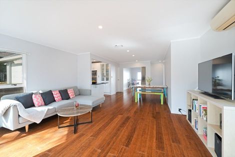 Photo of property in 13 Gala Place, Henderson, Auckland, 0612
