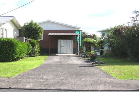 Photo of property in 2/80 Gloria Avenue, Te Atatu Peninsula, Auckland, 0610
