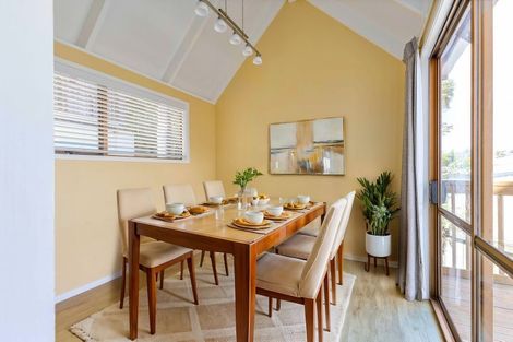 Photo of property in 1/7 Springfield Street, Forrest Hill, Auckland, 0620