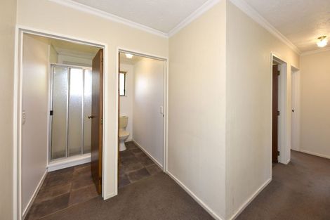 Photo of property in 54 Aorangi Road, Bryndwr, Christchurch, 8053