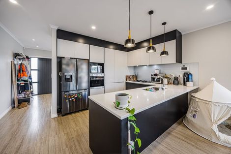 Photo of property in 18 Rauaruhe Road, Karaka, Papakura, 2113