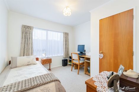 Photo of property in 1 Stellin Street, Boulcott, Lower Hutt, 5011