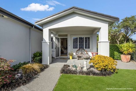 Photo of property in 28 Delta Mews Place, Clive, 4102