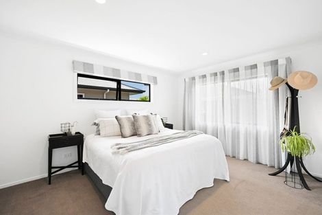 Photo of property in 1 Hebe Crescent, Papamoa Beach, Papamoa, 3118