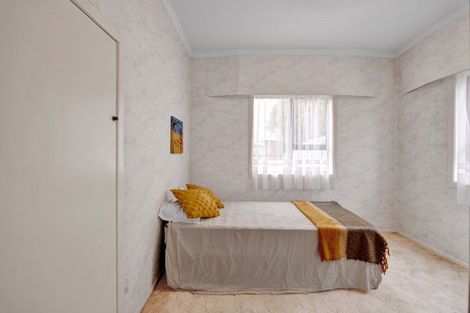 Photo of property in 11 Denmark Terrace, Midhirst, Stratford, 4394