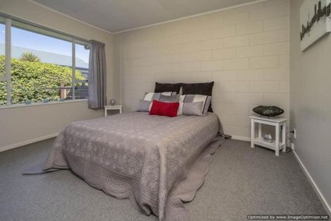 Photo of property in 2/11 Exeter Street, Stoke, Nelson, 7011