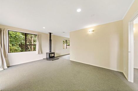 Photo of property in 64 Sunvue Road, Glen Eden, Auckland, 0602