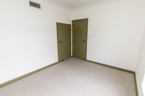 Photo of property in 71 Seatoun Heights Road, Seatoun, Wellington, 6022