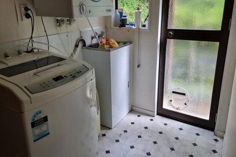 Photo of property in 6 Flinders Place, Johnsonville, Wellington, 6037