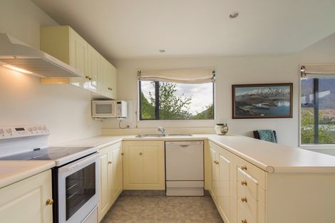 Photo of property in Marina Village, 10/10 Marina Drive, Frankton, Queenstown, 9300