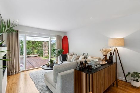 Photo of property in 33 Shetland Street, Glen Eden, Auckland, 0602