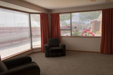 Photo of property in 387 Harewood Road, Bishopdale, Christchurch, 8053