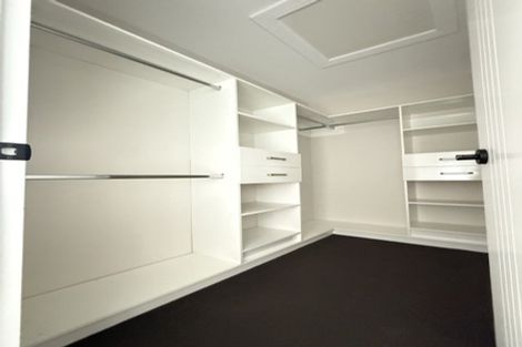 Photo of property in 4 Kearney Place, Massey, Auckland, 0614