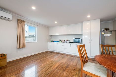 Photo of property in 42 San Prospero Crescent, Henderson, Auckland, 0612
