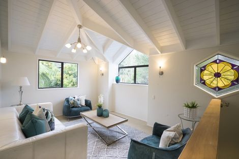 Photo of property in 33 Homewood Place, Chatswood, Auckland, 0626