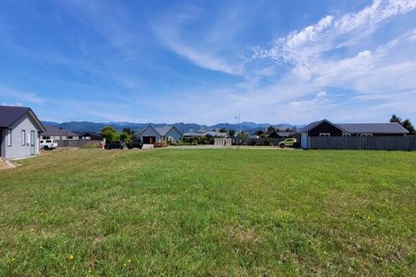 Photo of property in 19 Mill Grove, Clareville, Carterton, 5713