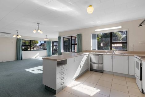Photo of property in 1/17 Whiteley Street, Moturoa, New Plymouth, 4310