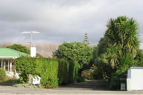 Photo of property in 244 Te Moana Road, Waikanae, 5036