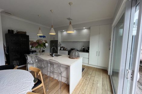 Photo of property in 111 Liardet Street, New Plymouth, 4310