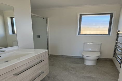 Photo of property in 165 Kupe Drive, Whitianga, 3510