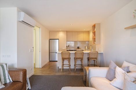 Photo of property in 18 Goldrush Way, Queenstown, 9300