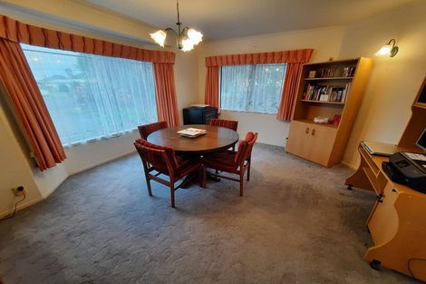 Photo of property in 160 Queen Street, Waiuku, 2123