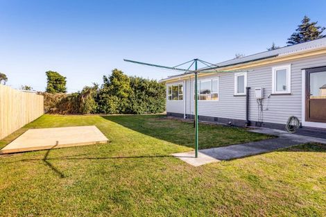 Photo of property in 23 Longfellow Road, Opunake, 4616