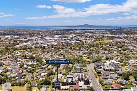 Photo of property in 11/8 Chivalry Road, Glenfield, Auckland, 0629