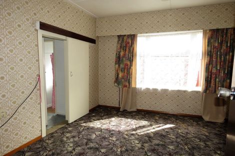 Photo of property in 38 Queen Street, Westport, 7825