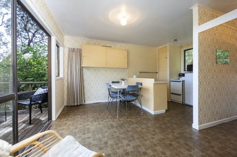 Photo of property in 59 North Piha Road, Piha, 0772