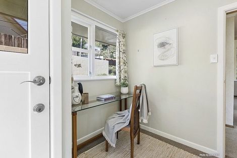 Photo of property in 34 Norwich Street, Wadestown, Wellington, 6012