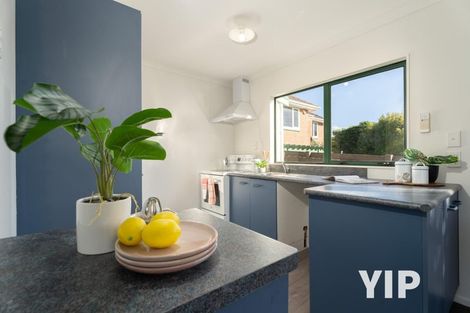 Photo of property in 32a Horokiwi Road West, Newlands, Wellington, 6037