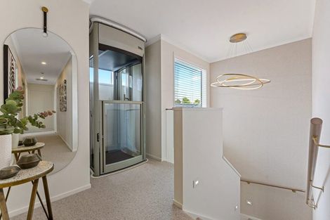 Photo of property in 2 Buddle Road, Paerata, 2124