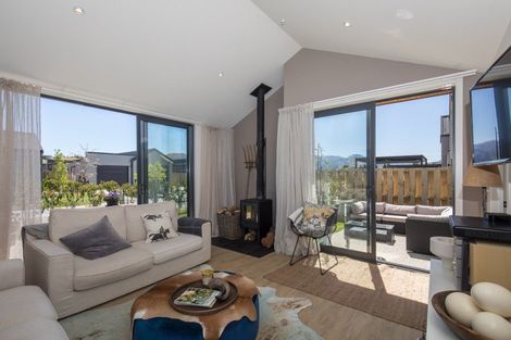 Photo of property in 36 Obelisk Street, Wanaka, 9305