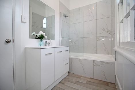 Photo of property in 1/5 Henwood Road, Mangere East, Auckland, 2024