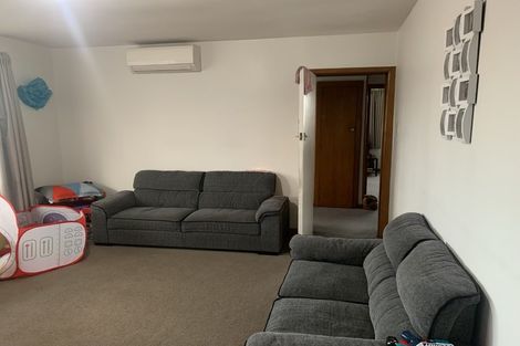 Photo of property in 105 Memorial Avenue, Burnside, Christchurch, 8053