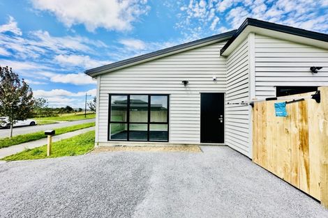 Photo of property in 12a Ahunga Road, Karaka, Papakura, 2113